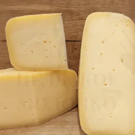 Сыр "Грюйер" 6 мес., 150 гр.